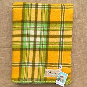 Thick and bright RETRO Star! SINGLE  Onehunga New Zealand Wool Blanket