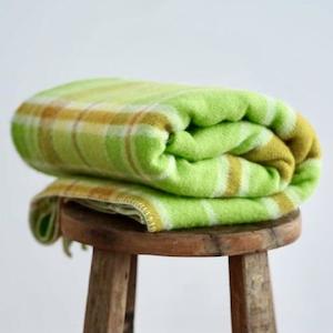 Winegum Collection (New Wool): Fresh CITRUS Love KNEE RUG/COT