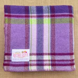 Winegum Collection (New Wool): Fresh GRAPE Love KNEE RUG/COT