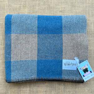 *Bargain* KNEE/PRAM Lightweight Mini Wool Blanket