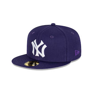 Clothing: New Era 5950 NY Yankees Royal Purple 60416045