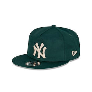 New Era Golfer NY Yankees Archive Chain Dark Green 60416184