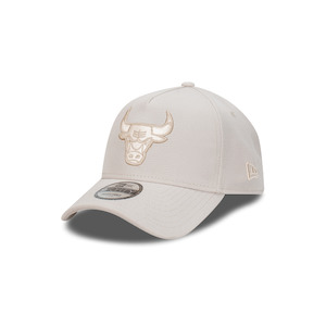 Clothing: New Era 940AF Stone/Ivory Chicago Bulls 60588299