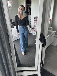 Clothing: Petite | Hi Wide Leg Jean | Bay Blue