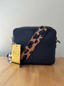 Clothing: 1028 Leather Crossbody Bag | Navy