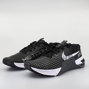 Shoe: Nike Metcon 8 (B Standard) Womens