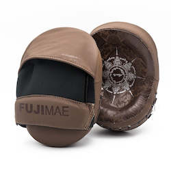 Sporting equipment: SAKYANT II LEATHER FOCUS MITTS