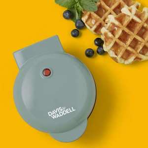 Davis & Waddell Mini Waffle Maker Green