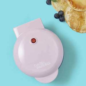 Davis & Waddell Mini Pancake Maker Pink