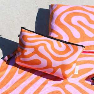 Internet only: Beach Neoprene Pouch - Swirl