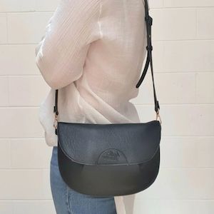 Hello Friday Nina Crossbody Bag - Black