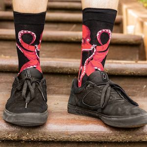 Sock It To Me Socks - Men's Crew - Octive Reader Black