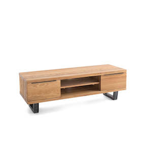 Furniture: Calia Oak Entertainment Unit