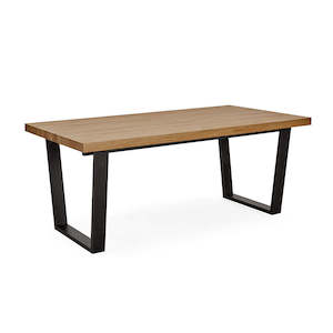 Calia Oak Extendable Dining Table 2000