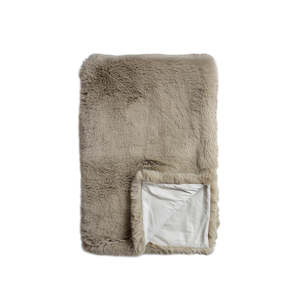 Furniture: Throw - Pele Faux Fur - Biscuit