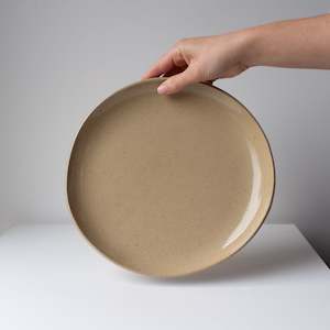 Large dinner plate - Speckled tan