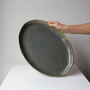 Serving: Oval platter - Kelp green