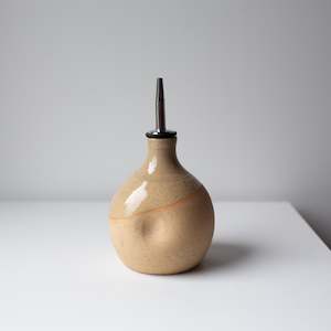 Pre-order Oil / Vinegar Pourer - Speckled Tan