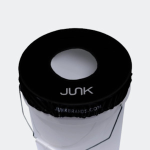 Apparel 1: Junk - Chalk Topper