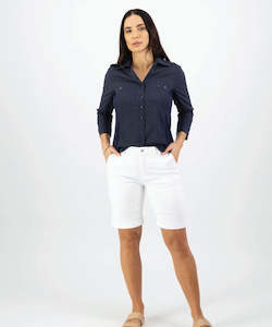 Shorts: Vassalli Slim Leg above the knee Short 5775A- White Denim