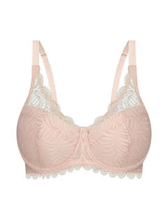 Triumph Essential Lace Balconette Bra - Nude Pink