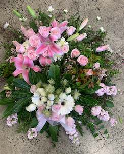 Florist: Fresh Pink Wreath With Roses