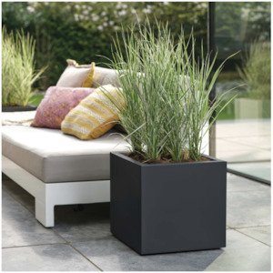 Vivo Square Planter