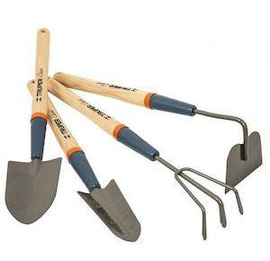 Gardening: Truper Hand Trowel Set - 4 Piece Long Handle