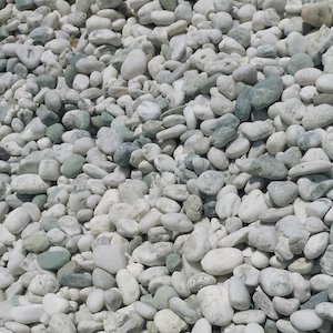 Southern White Riverstone Pebbles 14-22mm