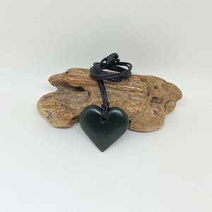 Jewellery: Dark Heart Pendant