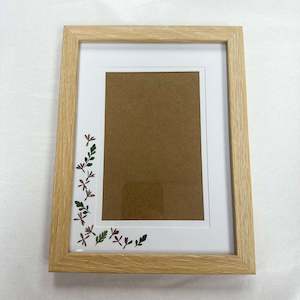 Dried Floral Photo Frame 6x4 - Natural Leaves