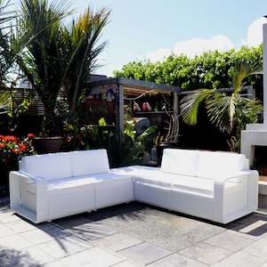 'Hamptons' Modular Outdoor Wicker Setting in White (White Cushions)