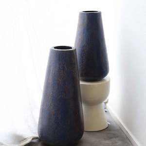 Dita Blue Teardrop Pots