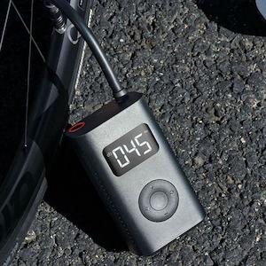 Car Gear: Xiaomi 5V 150PSI Portable Bike Pump USB Charging Electric Air Pump Cycling