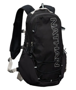 Camping equipment: Nathan Crossover Pak 15L