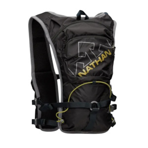 Camping equipment: Nathan QuickStart Vest 6L