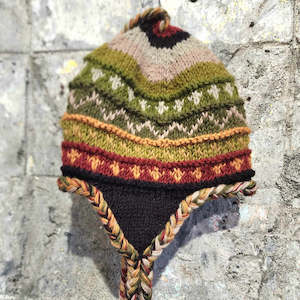 Clothing: Earflap Hat