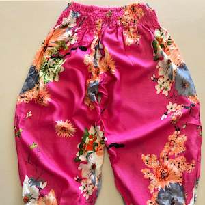 Clothing: Flower Pants Girl