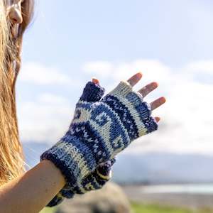 Clothing: Nepal Fingerless Gloves