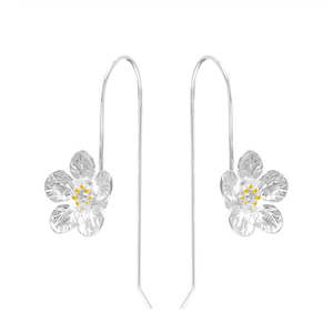 Sterling Silver Earrings - White Manuka Flower