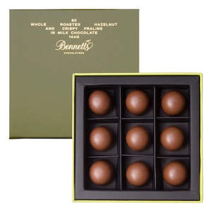 Bennetts 9 Pieces Whole Roasted Hazelnut & Crispy Praline in Milk Chocolate