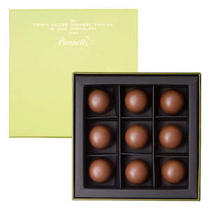 Bennetts 9 Pieces Crispy Salted Caramel Praline in Milk Chocolate