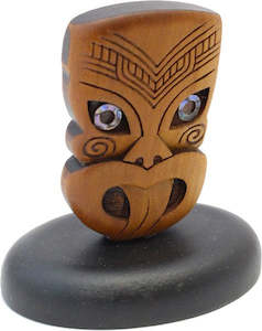 Gift: Carved Standing Wheku