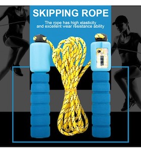 Internet only: Skipping Rope Adjustable