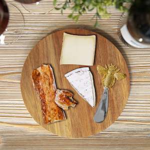 Gifts: Cheese Board With Bee Knife