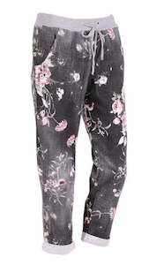 Anne + Kate Italian Rose Black Denim Pants 10-12