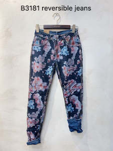 Clothing: Zac & Zoe Reversible Denim Jeans Colleen Denim