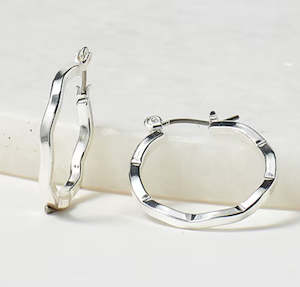 Ear Sense Earrings Silver Wavy Hoop 24mm F461