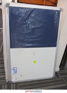 Second hand furniture: MI14021 - Whiteboard and Pinboard