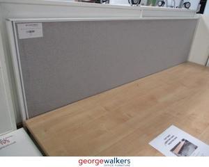 Second hand furniture: FE1827 - Grey Desk Mounted Partition